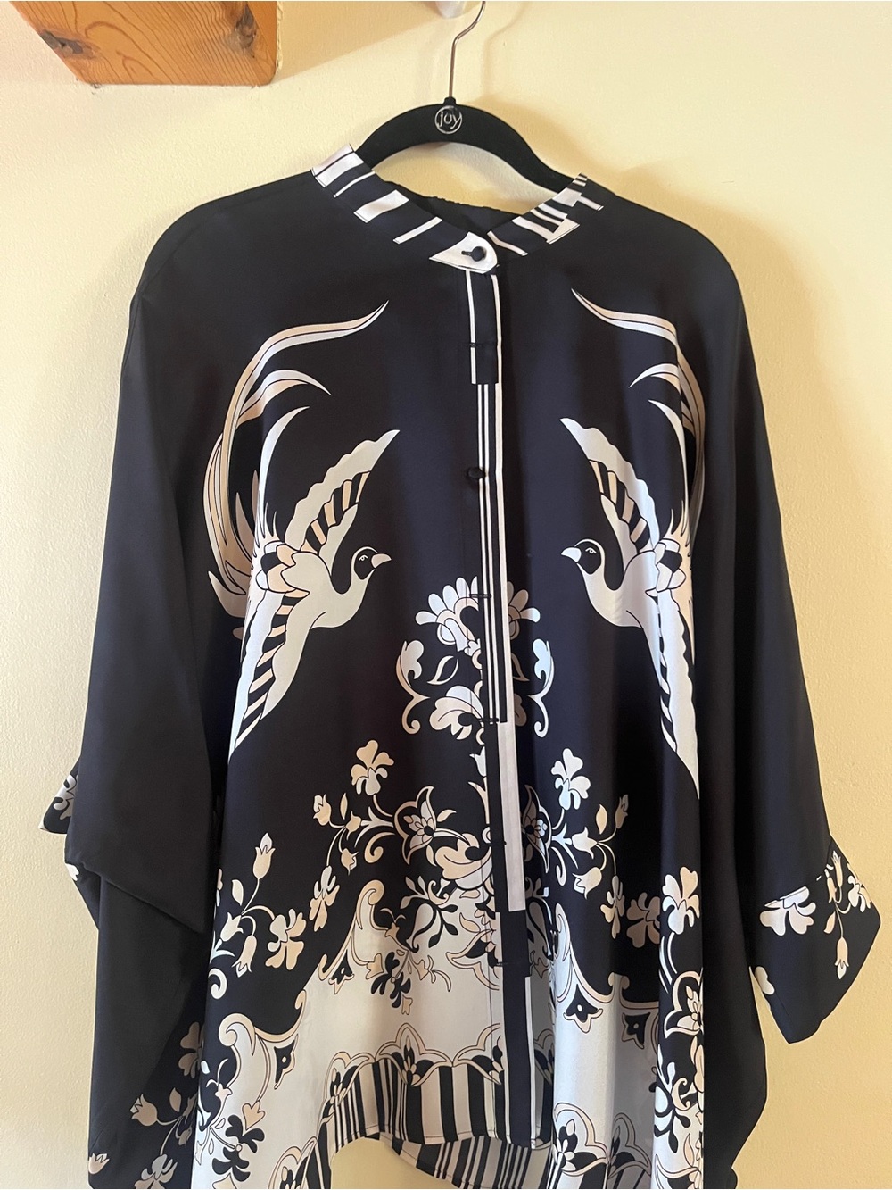 Johnny Was Katia Bird Of Paradise Flowy blouse silk blend.